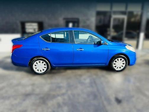 2014 Nissan Versa 1.6 SV