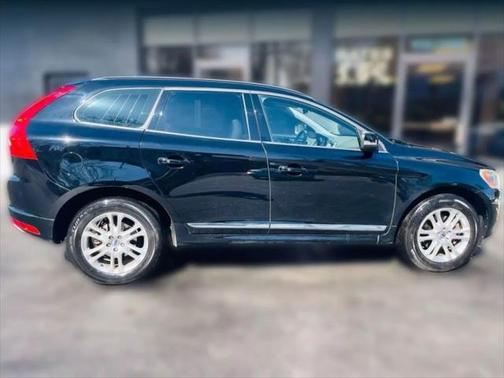 2015 Volvo XC60 T5