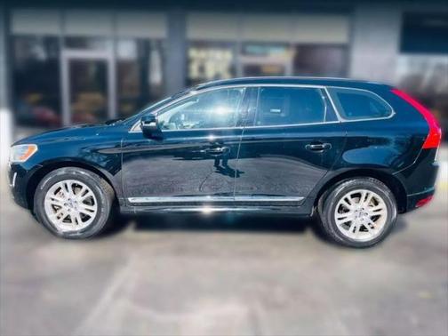 2015 Volvo XC60 T5