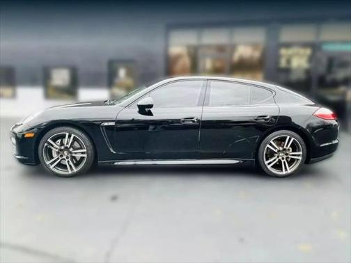 2012 Porsche Panamera 4