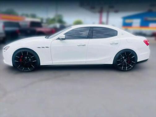 2015 Maserati Ghibli Base