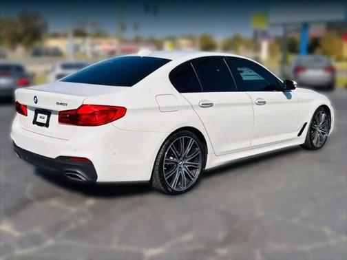 2018 BMW 540 540i Sedan 4D
