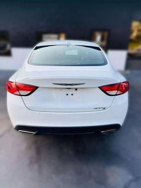 2016 Chrysler 200 S