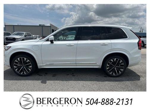 2025 Volvo XC90 Plug-In Hybrid T8 Ultra 7-Seater