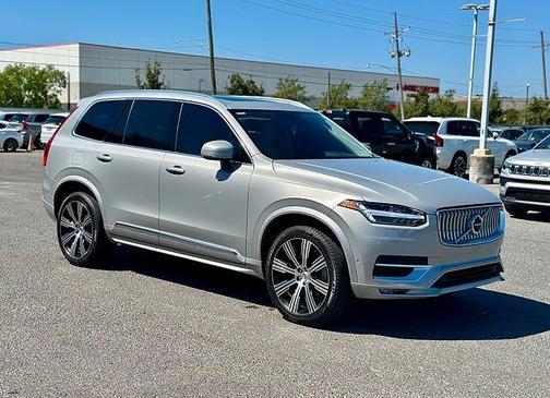Silver Dawn 2024 Volvo XC90 Plus