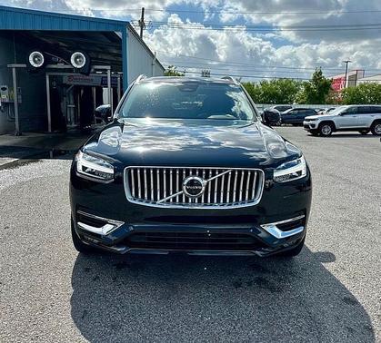 Onyx Black 2023 Volvo XC90 Plus