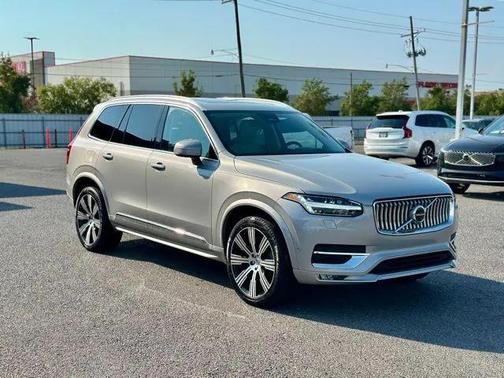 2023 Volvo XC90 B6 AWD Ultimate 6-Seater
