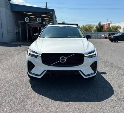 2024 Volvo XC60 B5 Plus Dark