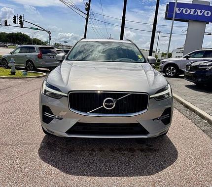 Silver Dawn 2023 Volvo XC60 Core