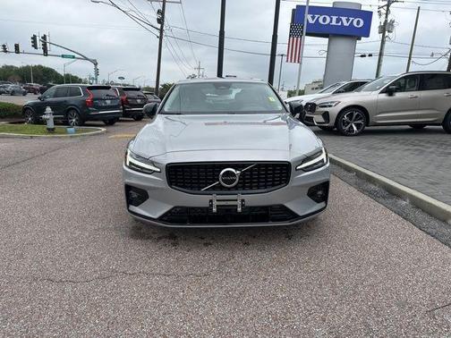 2025 Volvo S60 B5 Core