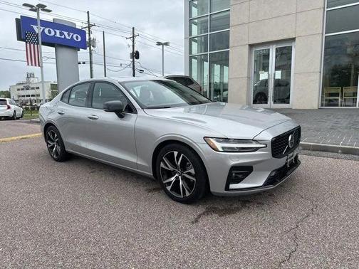 2025 Volvo S60 B5 Core