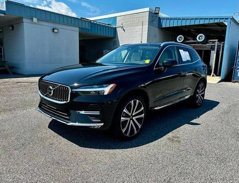2023 Volvo XC60 B5 Ultimate Bright Theme