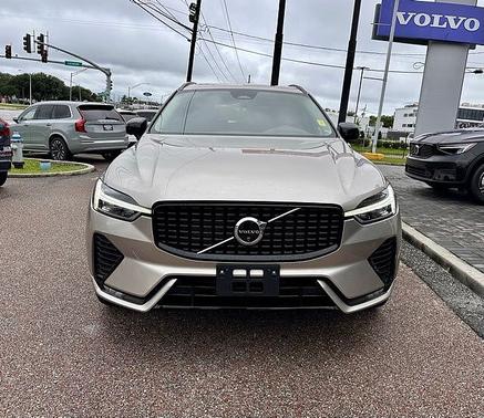 Bright Dusk 2025 Volvo XC60 Plus