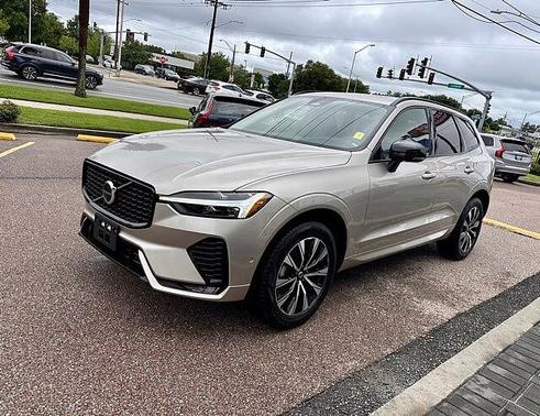 Bright Dusk 2025 Volvo XC60 Plus