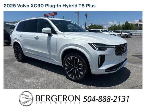 2025 Volvo XC90 Plug-In Hybrid T8 Plus 7-Seater