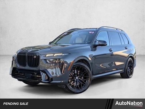 2023 BMW X7 M60i