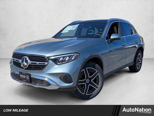 Verde Silver Metallic 2026 Mercedes-Benz GLC 300 Base