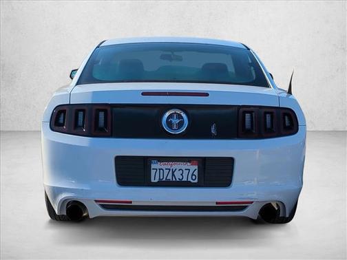 2014 Ford Mustang V6