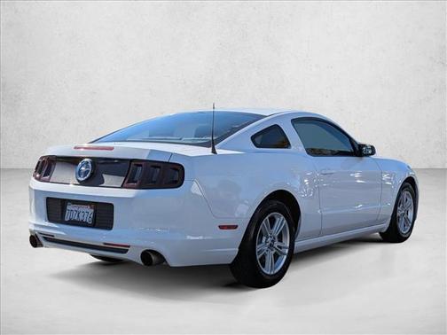 2014 Ford Mustang V6