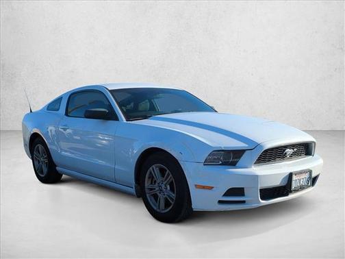 2014 Ford Mustang V6