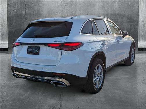 2025 Mercedes-Benz GLC 300 4MATIC