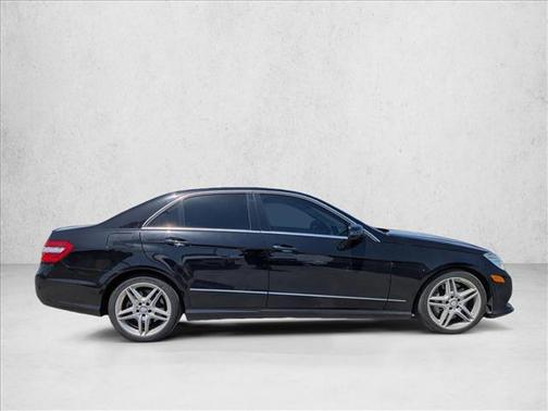 Black 2013 Mercedes-Benz E-Class 4MATIC