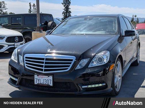 Black 2013 Mercedes-Benz E-Class 4MATIC