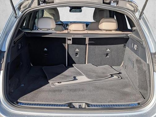 2026 Mercedes-Benz GLC 300 Base