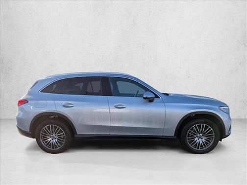 2026 Mercedes-Benz GLC 300 Base