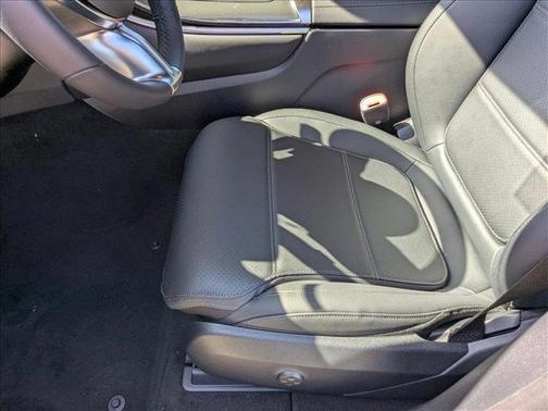 2025 Mercedes-Benz GLC 350e Base