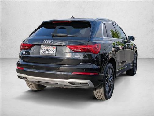 2022 Audi Q3 40 Premium