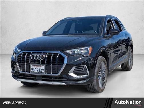 2022 Audi Q3 40 Premium