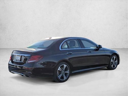 2018 Mercedes-Benz E-Class E 300