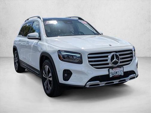 Polar White 2026 Mercedes-Benz GLB 250 Base