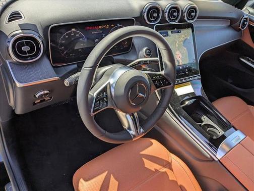 2025 Mercedes-Benz GLC 350e Base