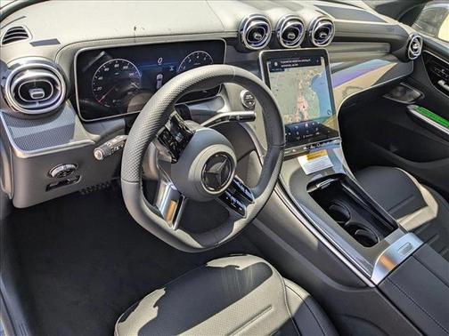 2025 Mercedes-Benz GLC 300 Base
