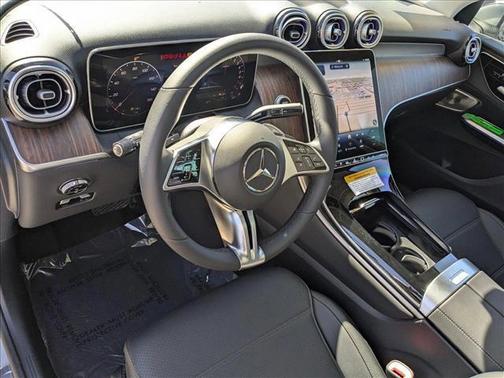 2025 Mercedes-Benz GLC 350e Base