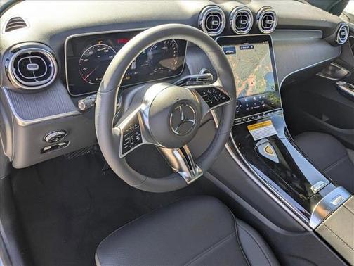 2025 Mercedes-Benz GLC 350e Base