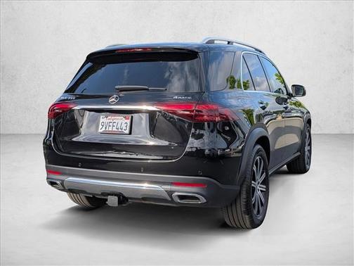 Obsidian Black Metallic 2026 Mercedes-Benz GLE 350 4MATIC