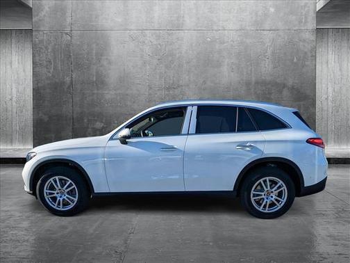 2025 Mercedes-Benz GLC 300 4MATIC