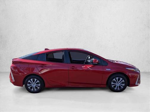 2022 Toyota Prius Prime LE