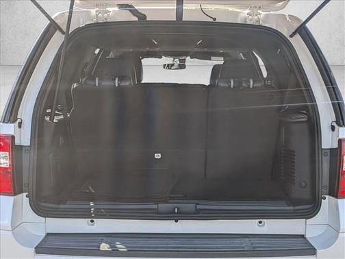 White Platinum Metallic Tri-Coat 2016 Ford Expedition Platinum