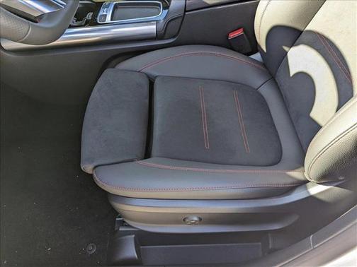 2025 Mercedes-Benz GLA 250 Base