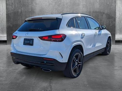 2025 Mercedes-Benz GLA 250 Base