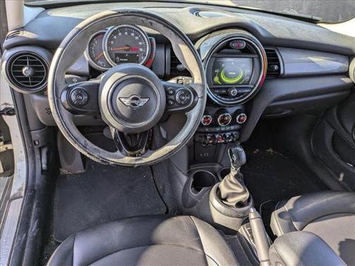 2017 MINI Hardtop Cooper