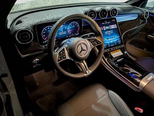 Polar White 2026 Mercedes-Benz GLC 300 4MATIC