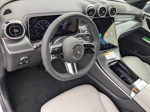 2025 Mercedes-Benz GLC 300 4MATIC