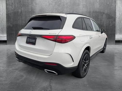2025 Mercedes-Benz GLC 300 4MATIC