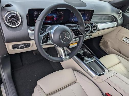 2025 Mercedes-Benz GLB 250 Base