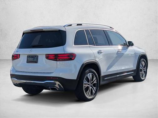 Polar White 2026 Mercedes-Benz GLB 250 Base